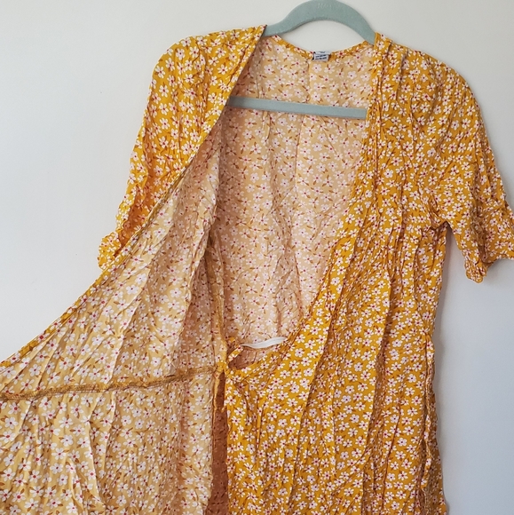 Old Navy Yellow Floral Wrap Dress - Picture 4 of 4